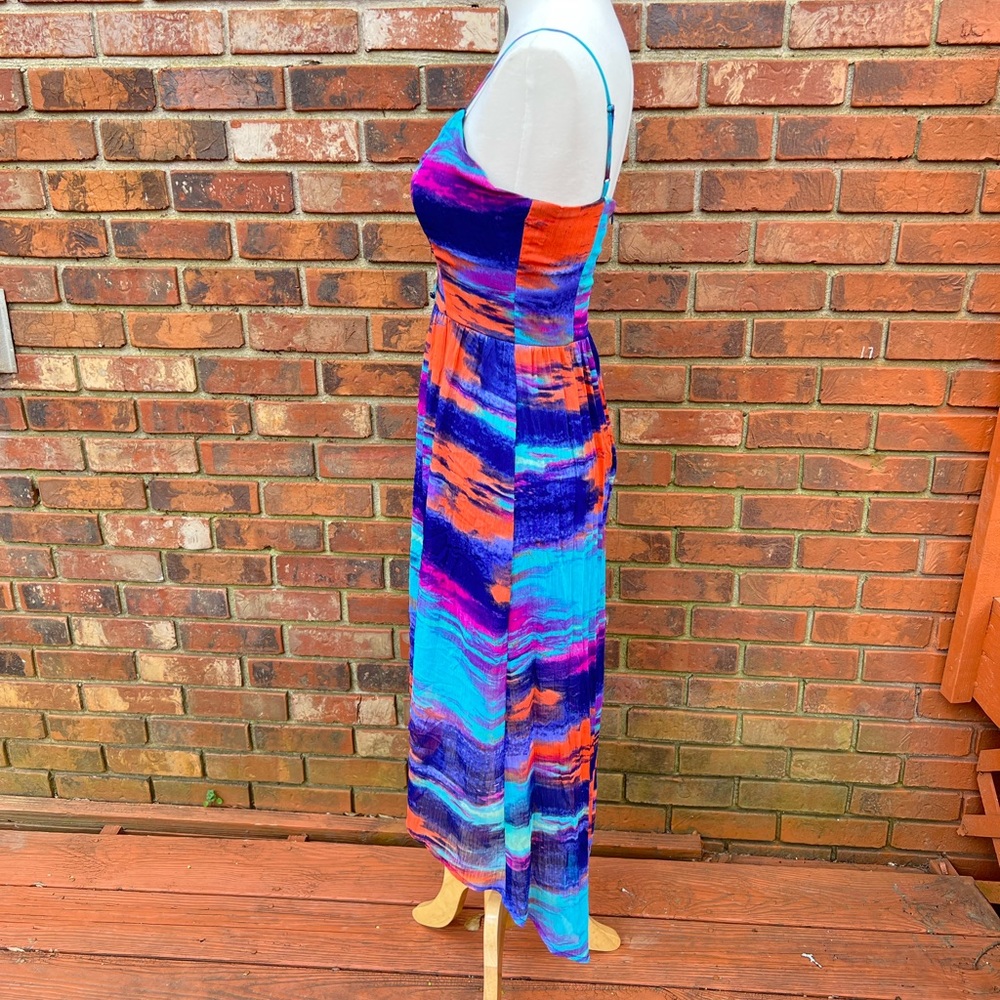 Dress - Picture 3 of 9